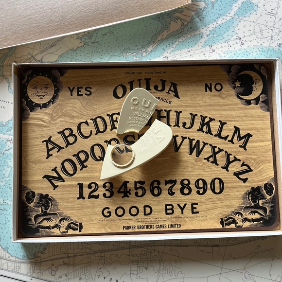 Vintage 70s Ouija Board - Parker Brothers Game - Picture 5 of 8